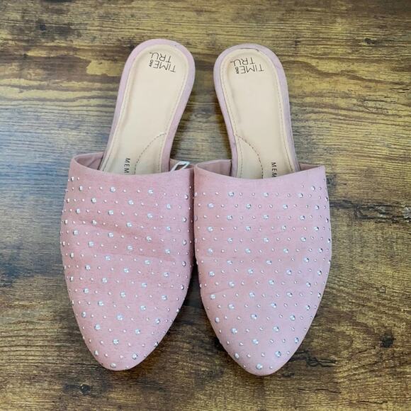 Time & Tru Dusty Pink Studded Rounded Toe Mules - Picture 2 of 11